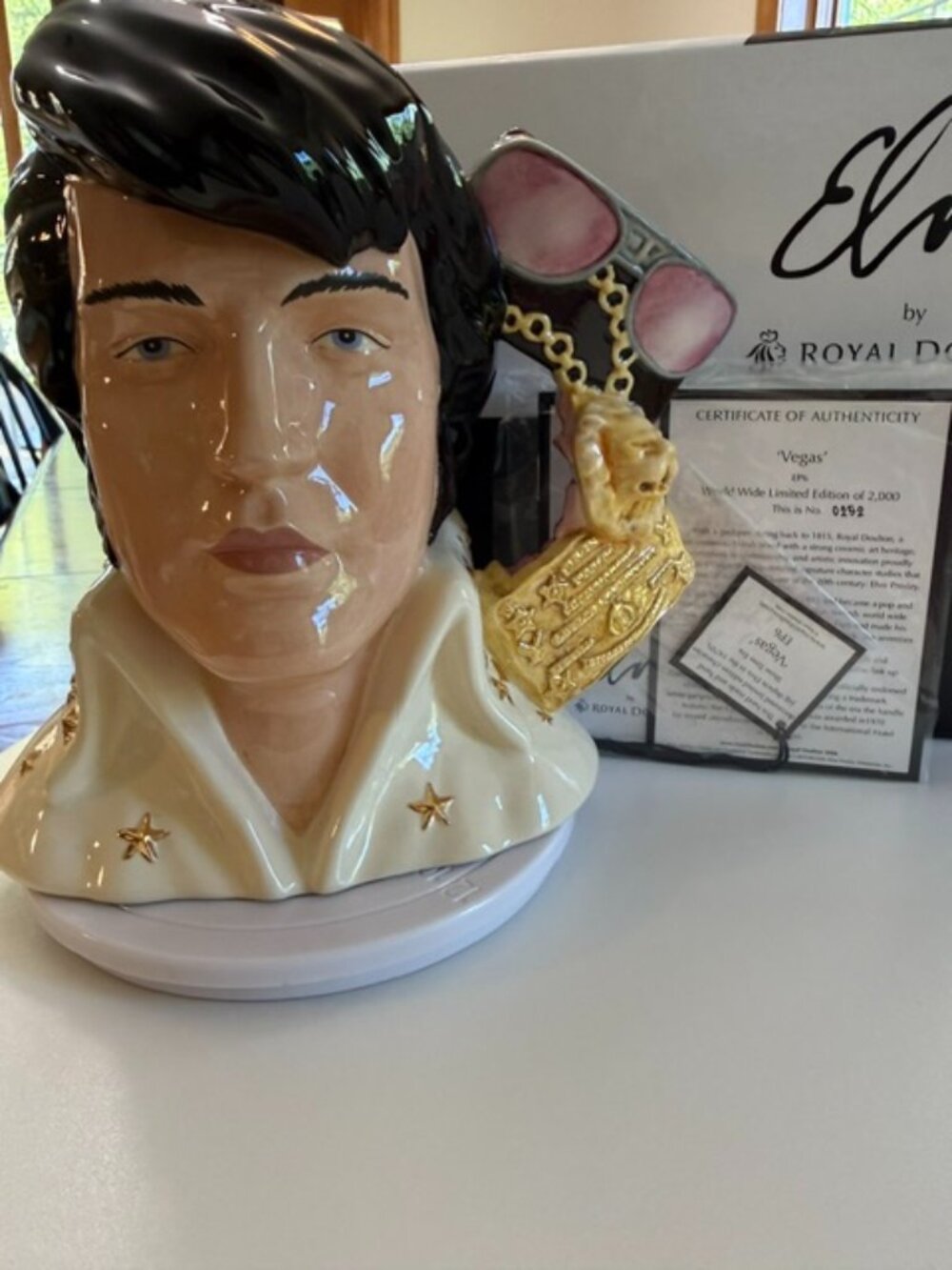 Elvis Presley Vegas Royal Doulton Toby Jug Box/COA